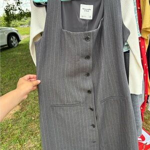 Abercrombie & Fitch Gray Sheath Dress Sleeveless Square Neck